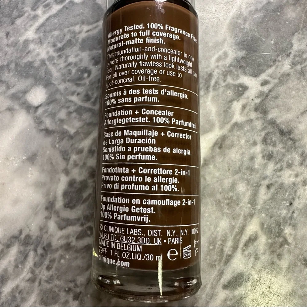 Clinique Beyond Perfecting‎ Foundation Truffle